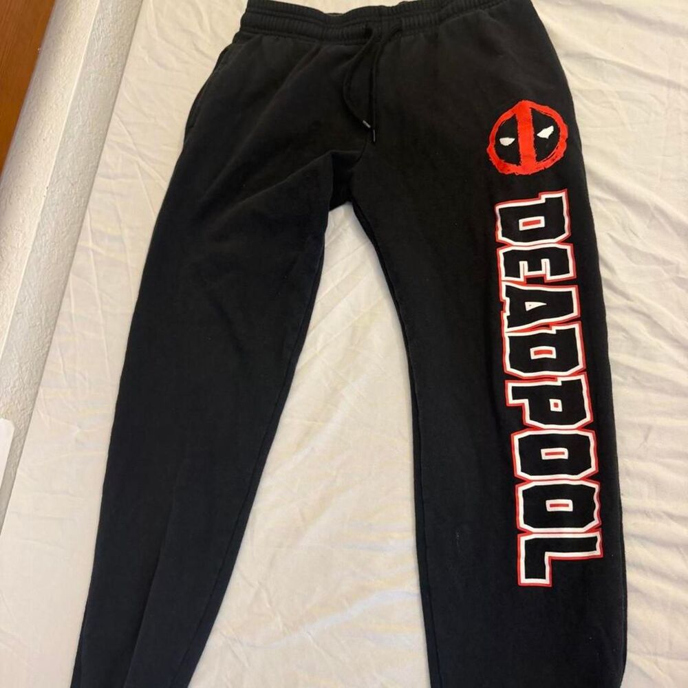 Marvel Men's Black Joggers-tracksuits
